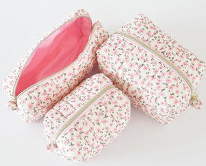 Makeup bags Qatar 
Tote bags Qatar
Weekend tote bags Qatar 
Makeup pouch 
Quilted makeup bags for Qatar
حقائب المكياج قطر 
حقائب نسائيه قطر 