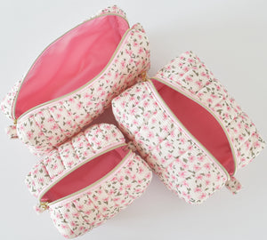 Makeup bags Qatar 
Tote bags Qatar
Weekend tote bags Qatar 
Makeup pouch 
Quilted makeup bags for Qatar
حقائب المكياج قطر 
حقائب نسائيه قطر 