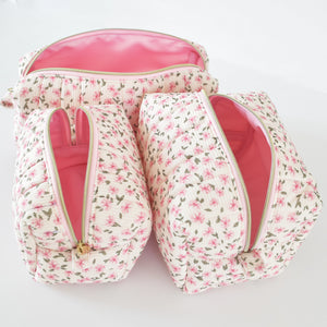 Makeup bags Qatar 
Tote bags Qatar
Weekend tote bags Qatar 
Makeup pouch 
Quilted makeup bags for Qatar
حقائب المكياج قطر 
حقائب نسائيه قطر 