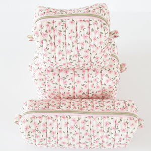 Makeup bags Qatar 
Tote bags Qatar
Weekend tote bags Qatar 
Makeup pouch 
Quilted makeup bags for Qatar
حقائب المكياج قطر 
حقائب نسائيه قطر 