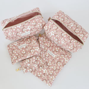 Makeup bags Qatar 
Tote bags Qatar
Weekend tote bags Qatar 
Makeup pouch 
Quilted makeup bags for Qatar
حقائب المكياج قطر 
حقائب نسائيه قطر 