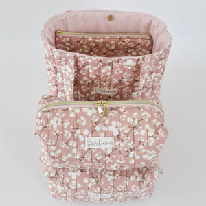 Makeup bags Qatar 
Tote bags Qatar
Weekend tote bags Qatar 
Makeup pouch 
Quilted makeup bags for Qatar
حقائب المكياج قطر 
حقائب نسائيه قطر 